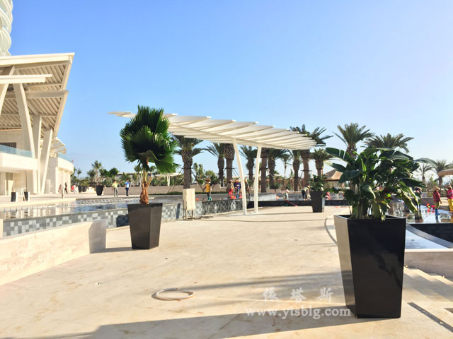 方形玻璃鋼景觀花盆 方形玻璃鋼景觀花盆