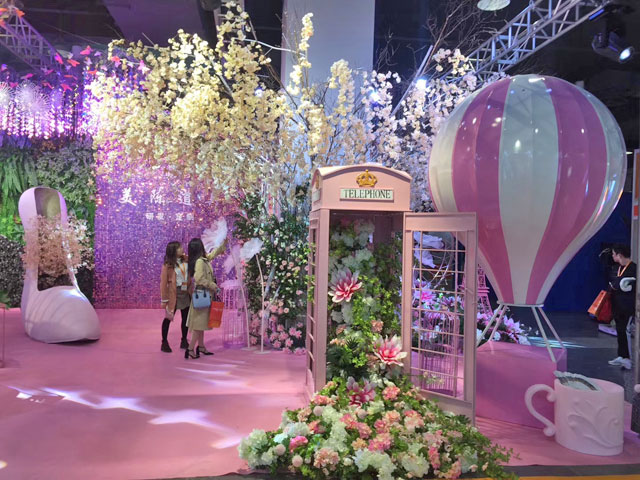 2019中國商業(yè)地產企劃節(jié)中國商業(yè)美陳的節(jié)日