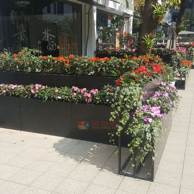 城市街道立體隔離金屬花箱