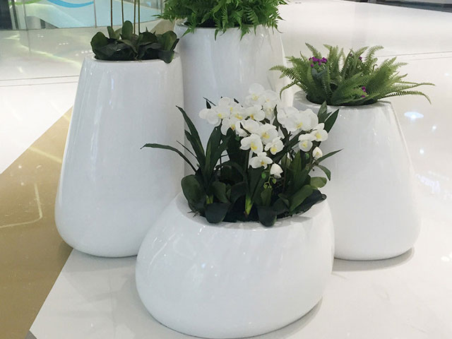 商場(chǎng)玻璃鋼組合花盆廠家 商場(chǎng)玻璃鋼組合花盆廠家