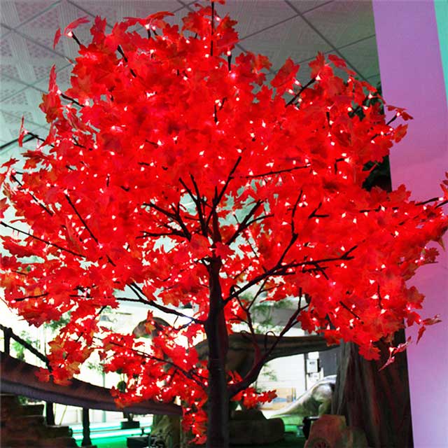 商場(chǎng)美陳仿真樹裝飾