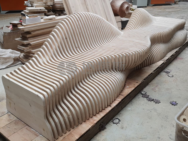 大型多人位木質(zhì)切片長(zhǎng)椅創(chuàng)意商場(chǎng)公共休息藝術(shù)切片椅