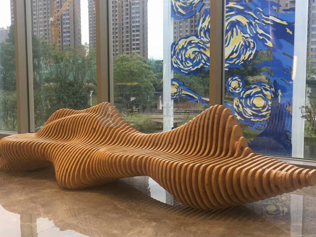 大型多人位木質(zhì)切片長(zhǎng)椅創(chuàng)意商場(chǎng)公共休息藝術(shù)切片椅