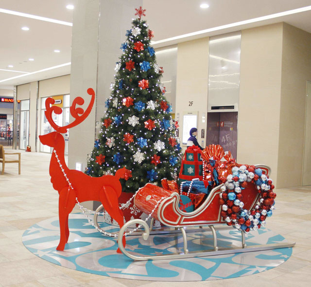 大型商場(chǎng)圣誕美陳布局 大型商場(chǎng)圣誕美陳布局