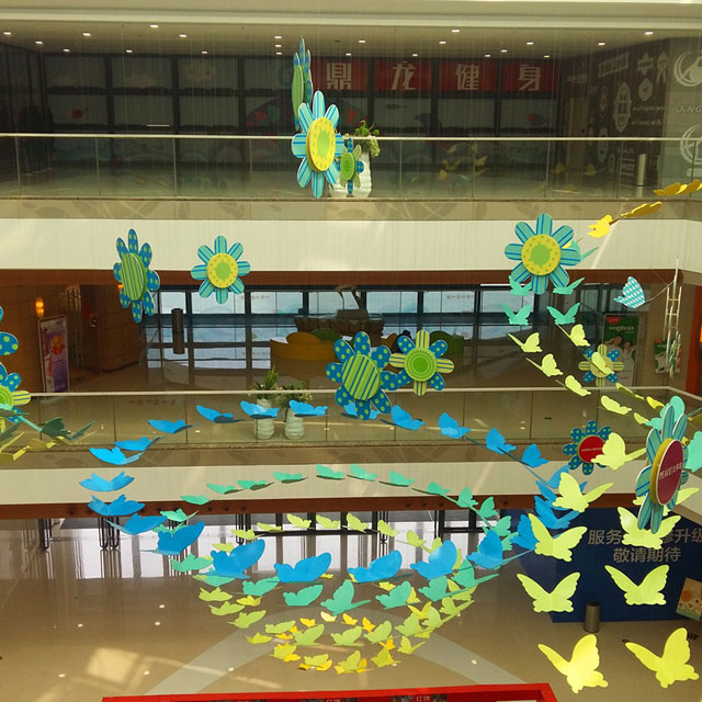 商場開業(yè)中庭布置 商場開業(yè)中庭布置