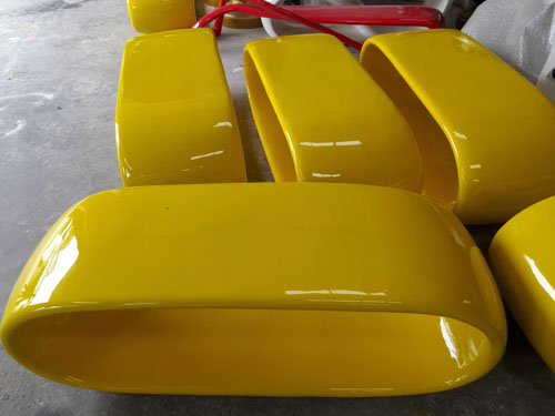 商場鏤空創(chuàng)意休閑椅